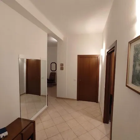 Quadrilocale Con 2 Bagni * كاستيلانزا